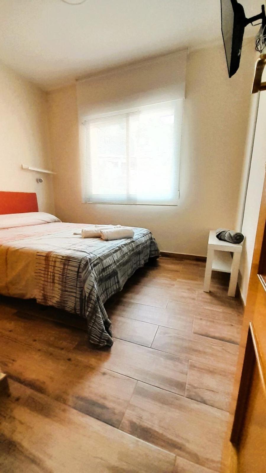 La Casona Apartment Serranillos ภายนอก รูปภาพ