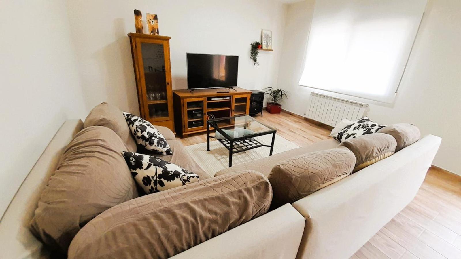 La Casona Apartment Serranillos ภายนอก รูปภาพ