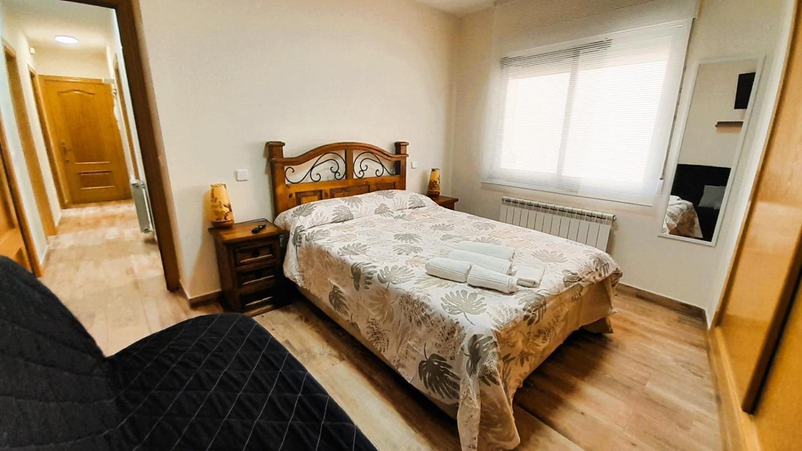 La Casona Apartment Serranillos ภายนอก รูปภาพ