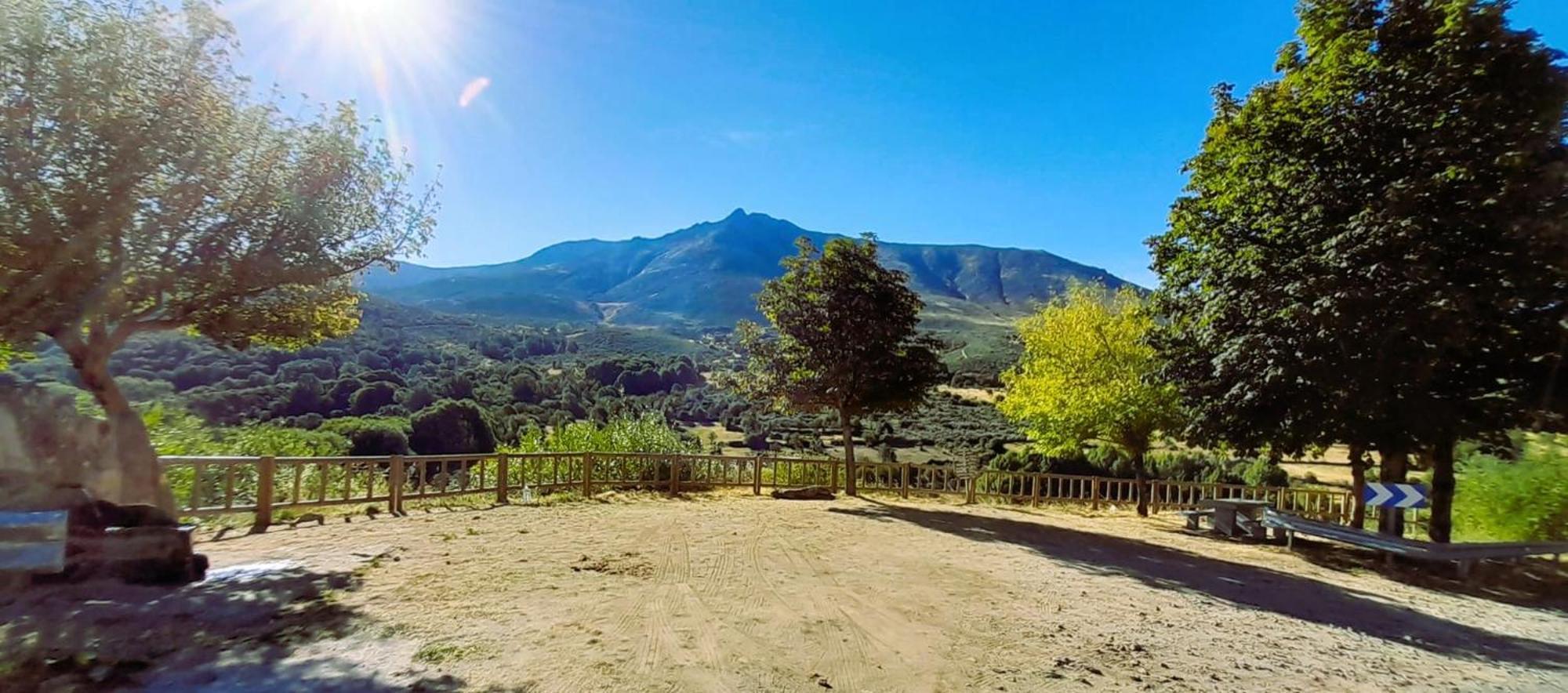 La Casona Apartment Serranillos ภายนอก รูปภาพ