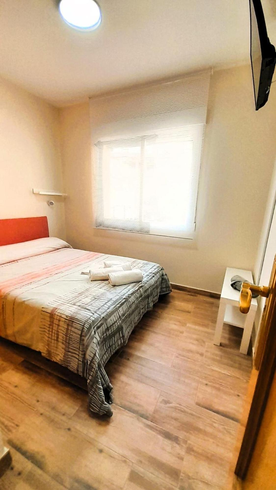 La Casona Apartment Serranillos ภายนอก รูปภาพ